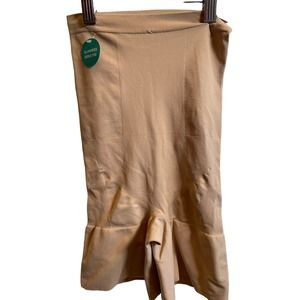 NWT Jockey Women's Slimming High-waist Shorts Shapewear - Beige Medium